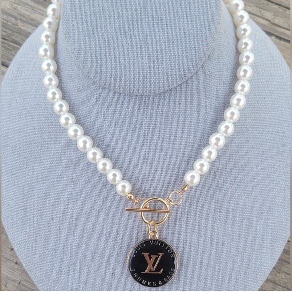 Red Louis Vuitton Charm Pearl Toggle Necklace - Picture 3 of 5